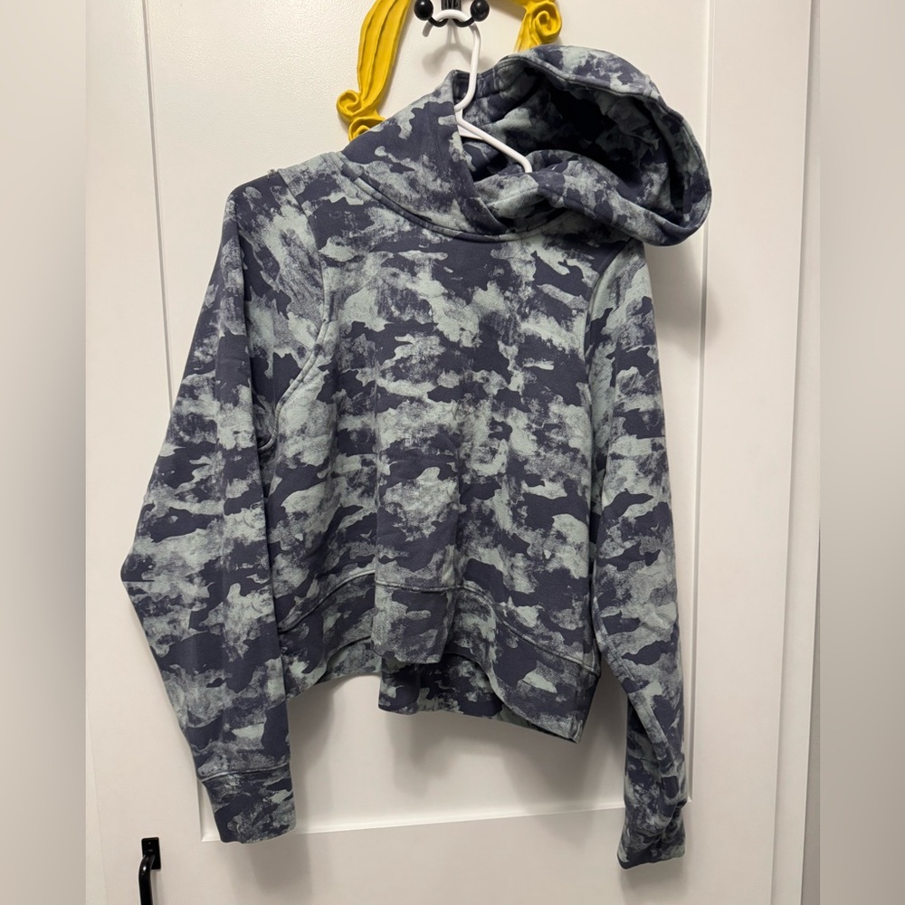 Lululemon Athletica Green/Blue Camouflage Hoodie